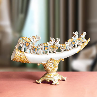 Showpiece