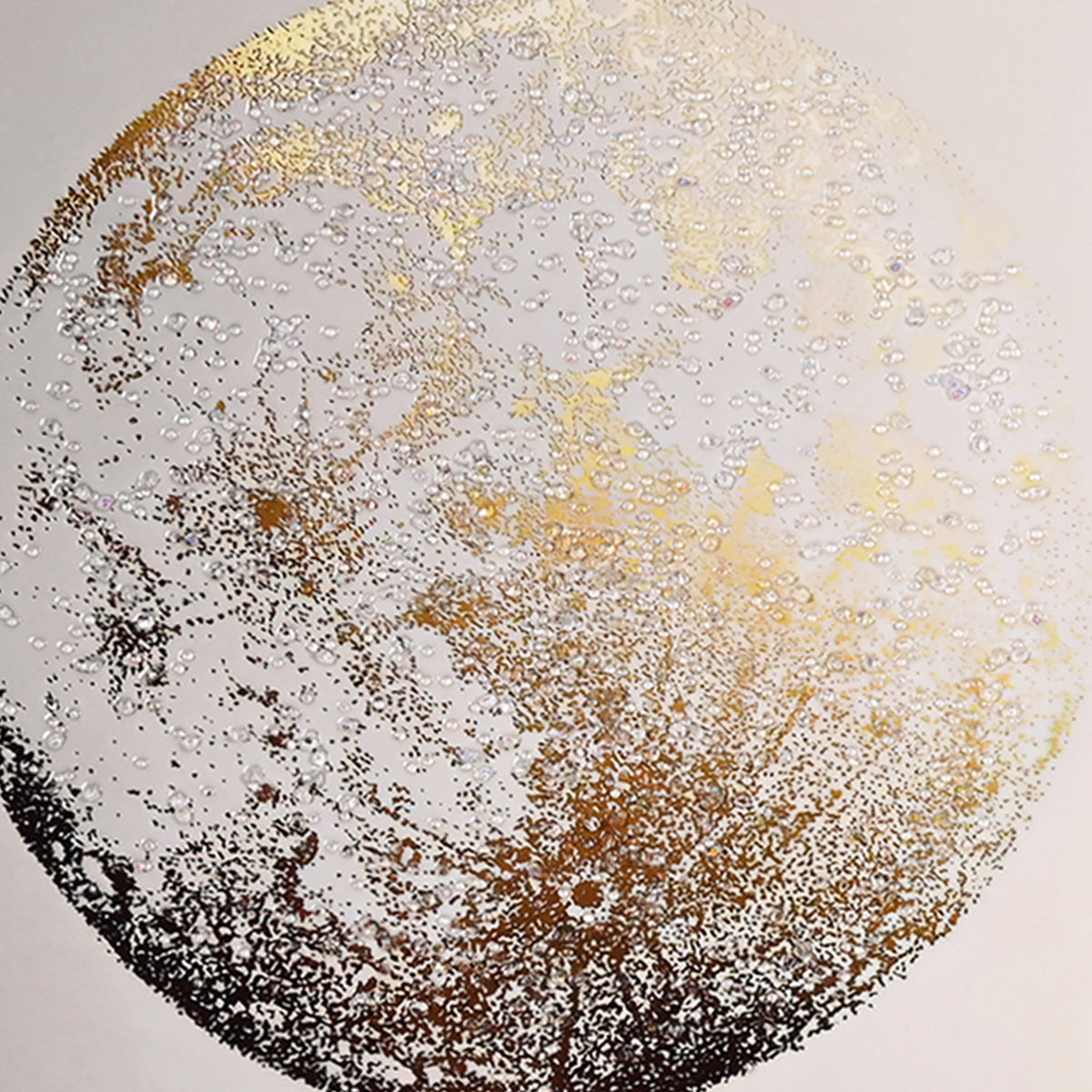 Elegant Trio of Crystal Glass Circle Paintings – Modern Wall Décor